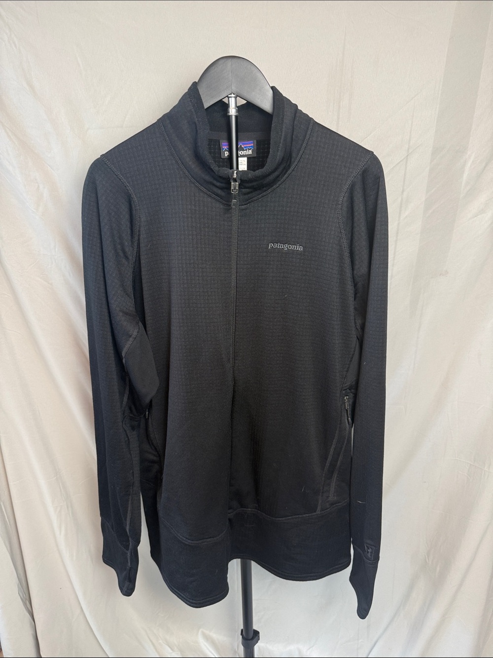 Patagonia Black Lightweight Full-Zip Layering Jacket
